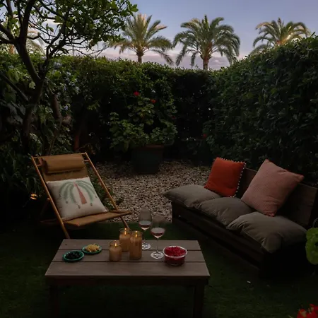Jardin Prive & - Promenade Des Апартаменты